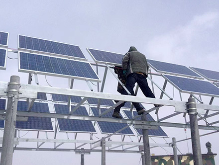 雪域光伏，點亮高原清潔能源之路