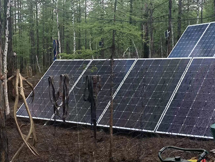 北疆獵民點，光伏點亮生活